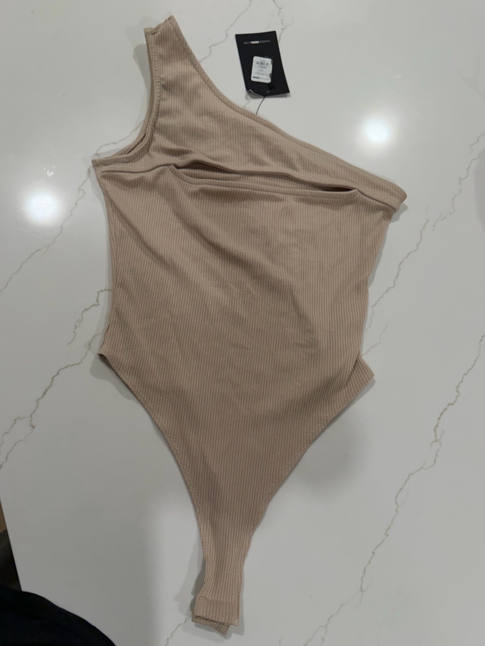 She’s Cutting Edge One Shoulder Bodysuit - Picture 3 of 5